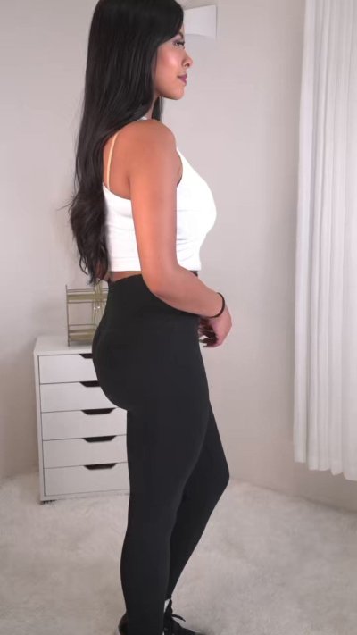 Watch Elsaaababy's leaked NSFW video on TwXstars