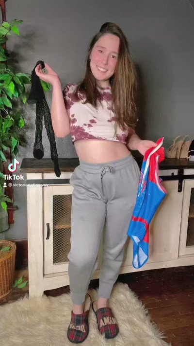 Watch ✨victoria✨'s leaked NSFW video on TwXstars