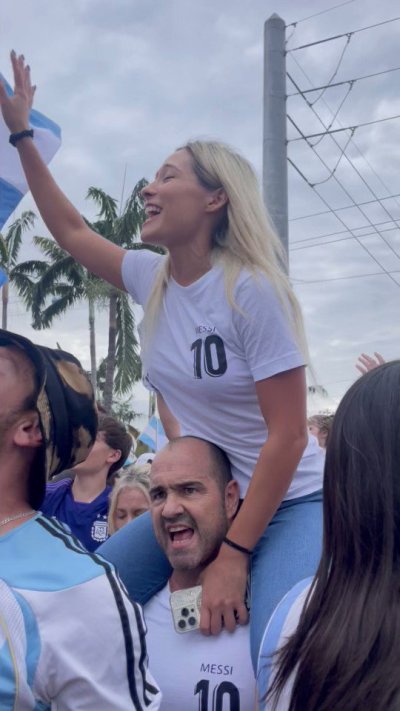 Watch Issa vegas's leaked NSFW video on TwXstars