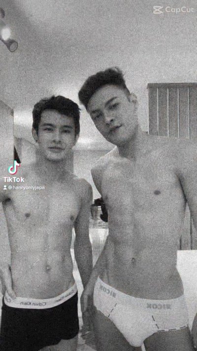 Watch Hanry's leaked NSFW video on TwXstars