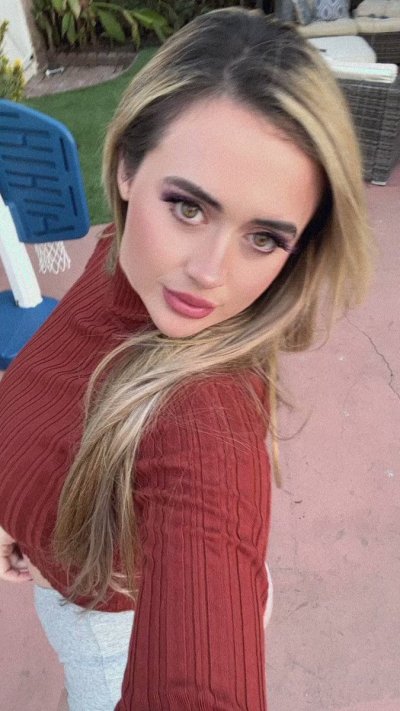 Watch Veronica Rose's leaked NSFW video on TwXstars