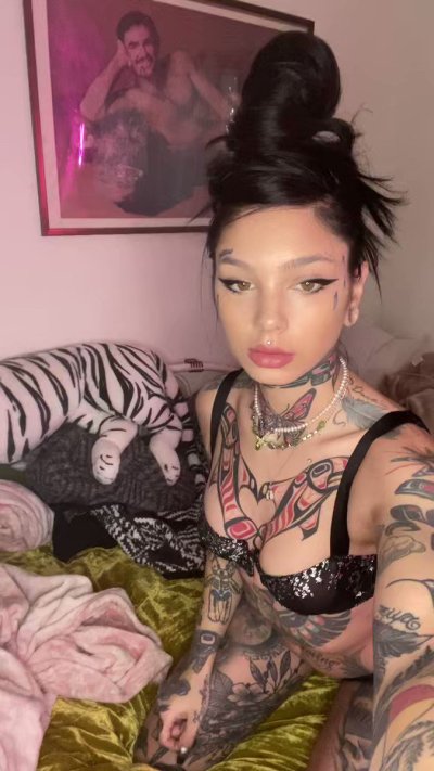 Watch TAYLOR WHITE's leaked NSFW video on TwXstars