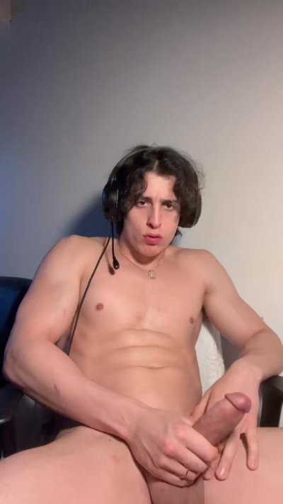 Watch يوسف's leaked NSFW video on TwXstars