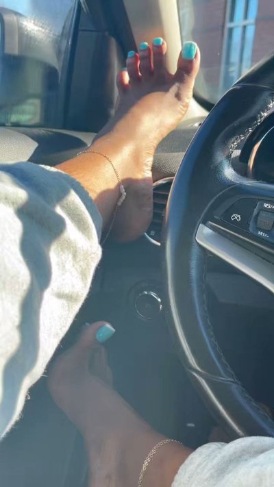 Watch QUEEN 💋❤️'s leaked NSFW video on TwXstars