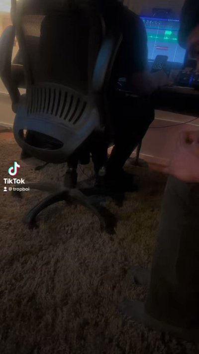 Watch Mr.Glass's leaked NSFW video on TwXstars