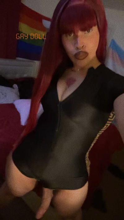 Watch ｑｕｅｅｎ ｋｏｎｇ's leaked NSFW video on TwXstars