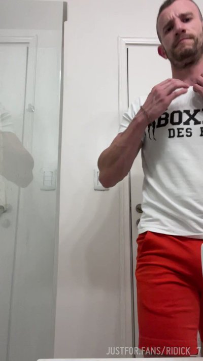 Watch Ridick_7's leaked NSFW video on TwXstars