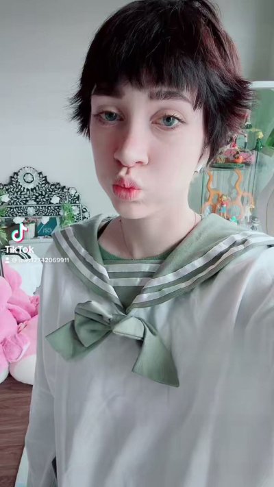 Watch 2x Award Winning Twink's leaked NSFW video on TwXstars