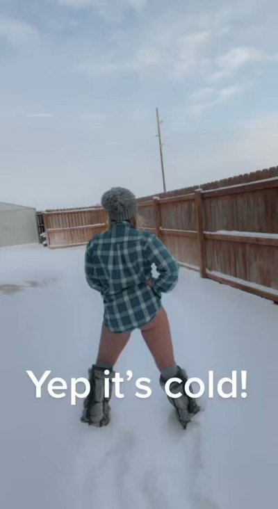 Watch Midwest Mom's leaked NSFW video on TwXstars