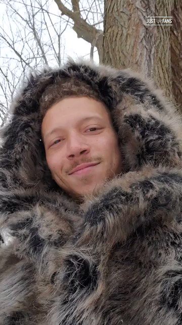 Watch Unicornhorn48🦄's leaked NSFW video on TwXstars