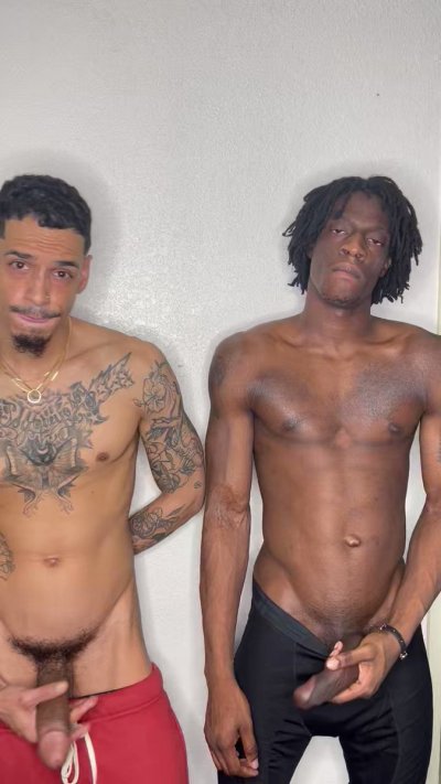 Watch King Kurve's leaked NSFW video on TwXstars