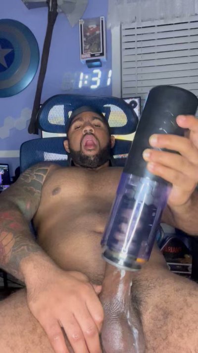 Watch Ricosfit AKA Milk Man🥛❤️‍🔥 FREEONLYFANS ❤️‍🔥's leaked NSFW video on TwXstars