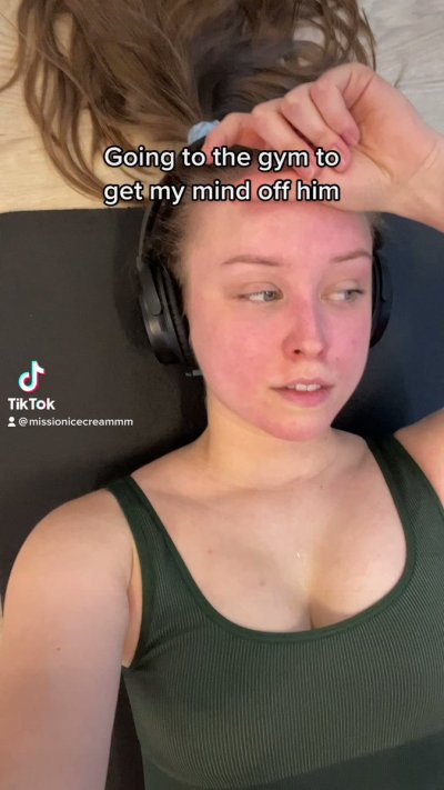 Watch MissionIceCream🍦's leaked NSFW video on TwXstars