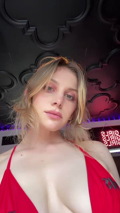 Watch Josie's leaked NSFW video on TwXstars