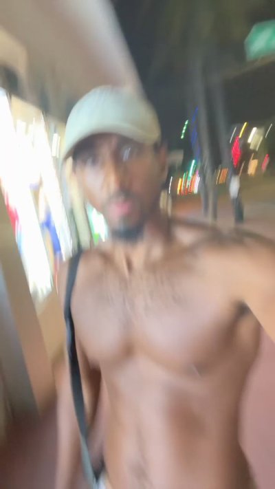 Watch Lµ§†𝓡𝓪𝓼𝓱𝓪𝓭 6'5❌️215's leaked NSFW video on TwXstars