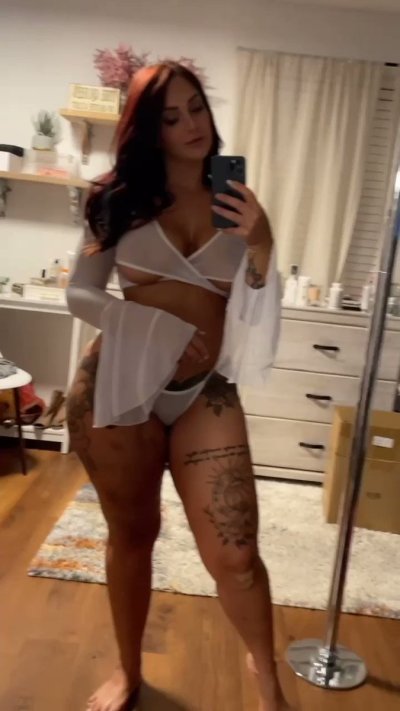 Watch American Cake's leaked NSFW video on TwXstars