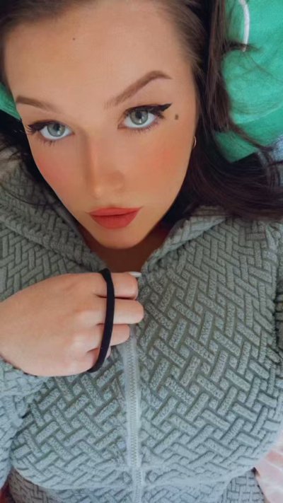 Watch Dakota 🍒's leaked NSFW video on TwXstars