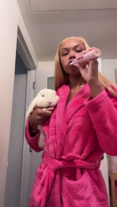 Watch Asia Eros's leaked NSFW video on TwXstars