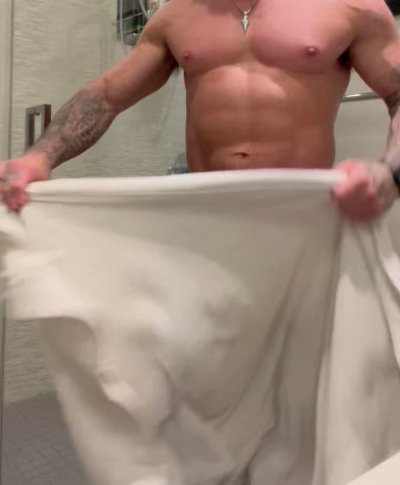 Watch Mike Espinosa's leaked NSFW video on TwXstars