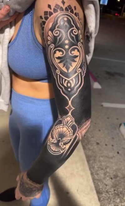 Watch Callie Black's leaked NSFW video on TwXstars