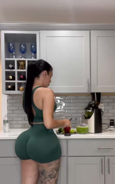 Watch Biancatoxic's leaked NSFW video on TwXstars