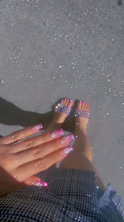 Watch Kala 👽's leaked NSFW video on TwXstars