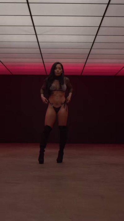Watch lilkymchiii's leaked NSFW video on TwXstars