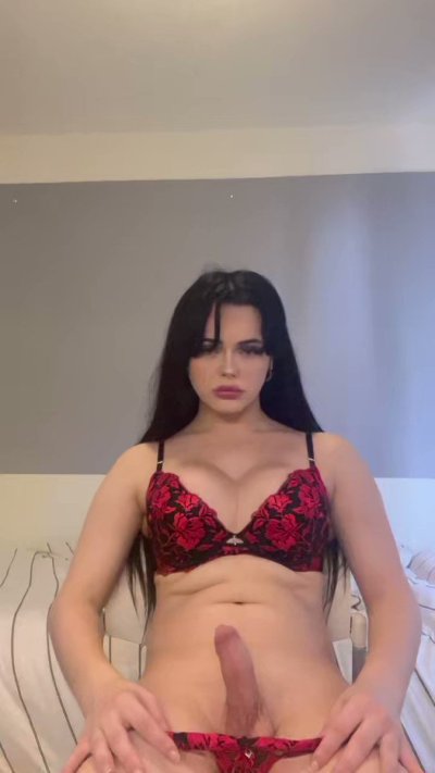 Watch Juneheale's leaked NSFW video on TwXstars