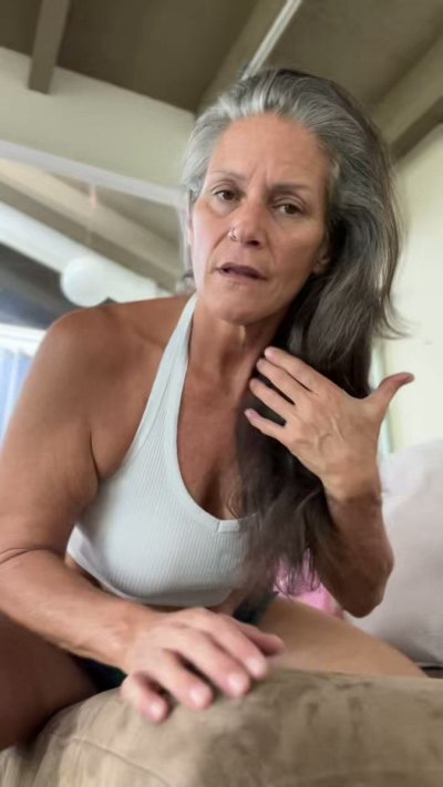 Watch lisaamelk's leaked NSFW video on TwXstars