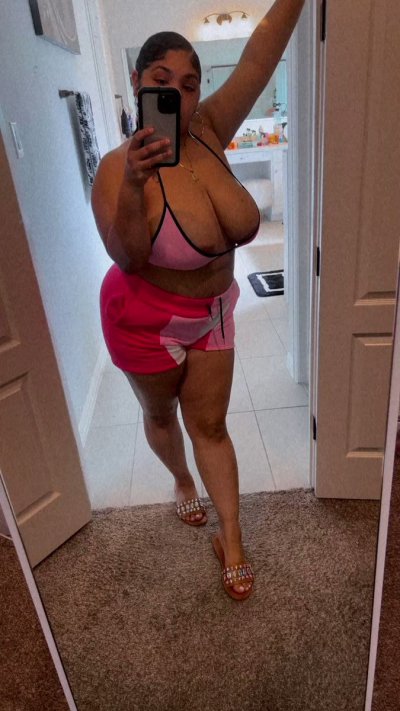 Watch Mizzmelons's leaked NSFW video on TwXstars