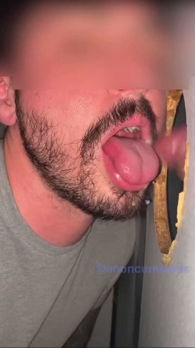 Watch Anoncumloads's leaked NSFW video on TwXstars