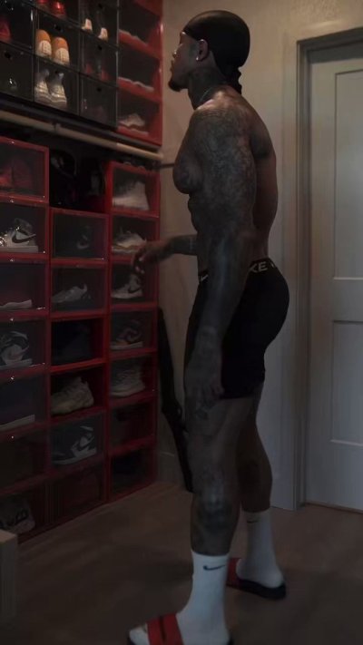 Watch Tatted Fit's leaked NSFW video on TwXstars