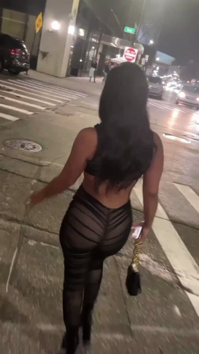 Watch 🖤's leaked NSFW video on TwXstars