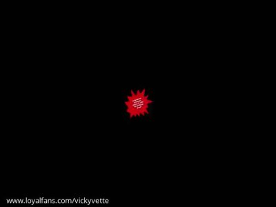 Watch Vicky Vette's leaked NSFW video on TwXstars