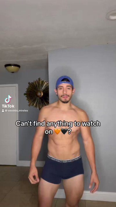 Watch Osvaldo Mireles 👨🏻's leaked NSFW video on TwXstars