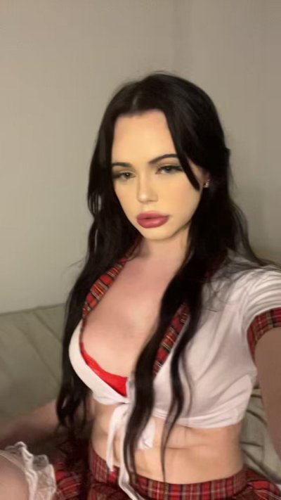 Watch Juneheale's leaked NSFW video on TwXstars