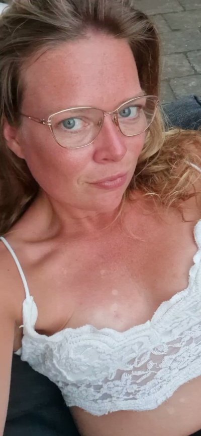 Watch 🔞🔞 Angela Deep 🔞🔞's leaked NSFW video on TwXstars