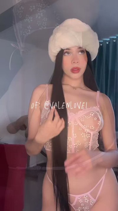 Watch Valentina's leaked NSFW video on TwXstars