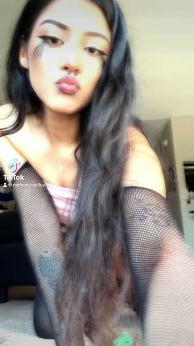 Watch Jelly ☆︎'s leaked NSFW video on TwXstars