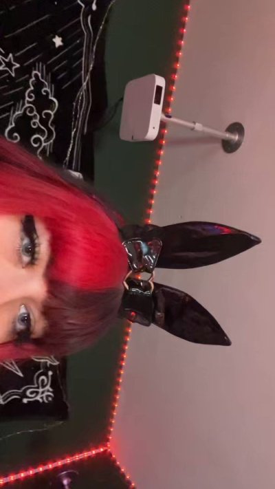 Watch xCrybebi's leaked NSFW video on TwXstars