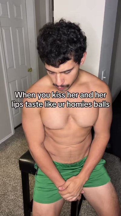 Watch Osvaldo Mireles 👨🏻's leaked NSFW video on TwXstars