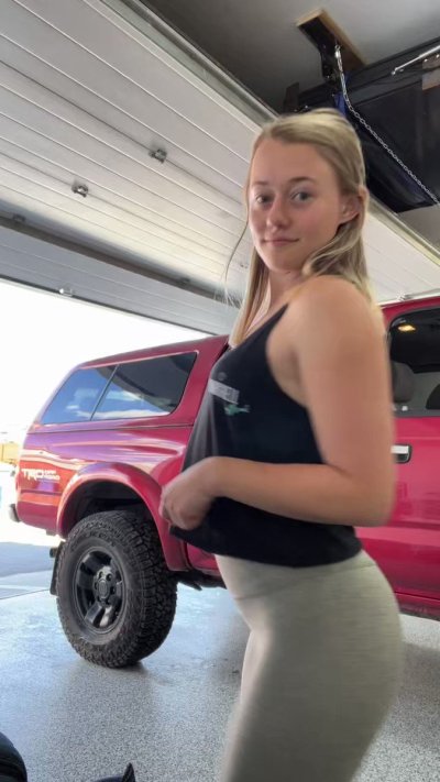 Watch Nat's leaked NSFW video on TwXstars