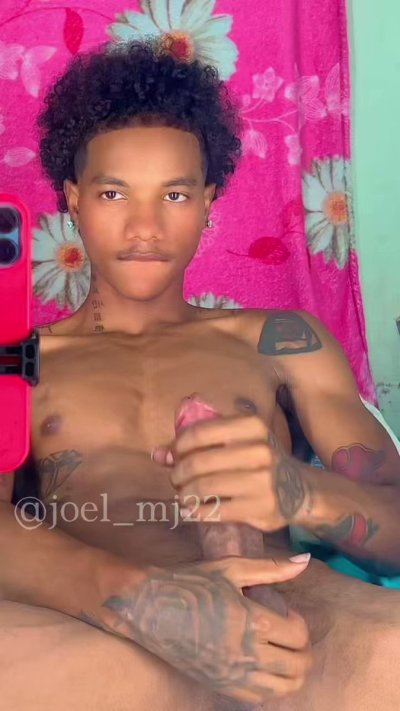 Watch Joel's leaked NSFW video on TwXstars