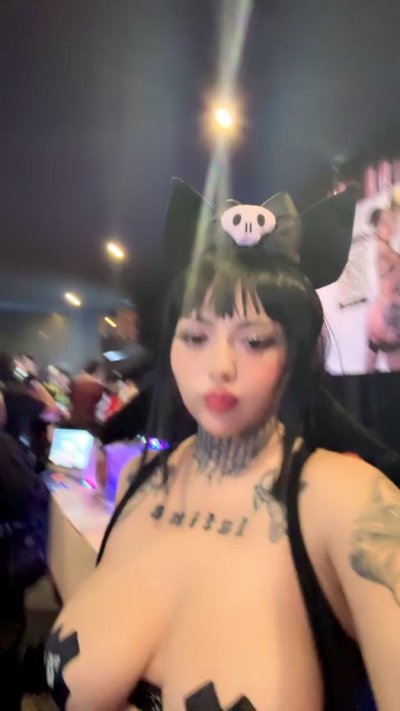 Watch Odasuuurr🍒's leaked NSFW video on TwXstars