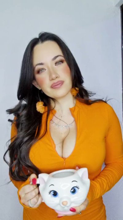 Watch Selene 🌙's leaked NSFW video on TwXstars