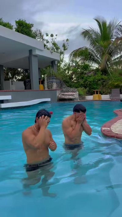 Watch Osvaldo Mireles 👨🏻's leaked NSFW video on TwXstars