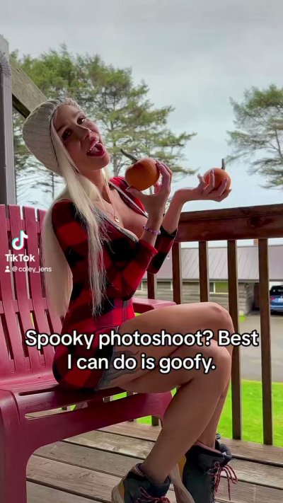 Watch Nicole (Coley) J's leaked NSFW video on TwXstars