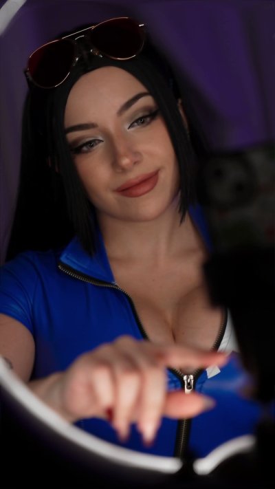 Watch Reb's leaked NSFW video on TwXstars