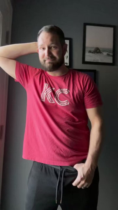 Watch Theo the Hero's leaked NSFW video on TwXstars