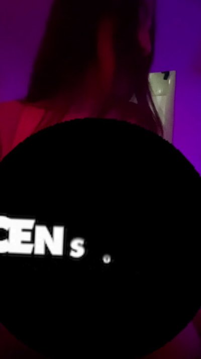 Watch Analialiphaoficial's leaked NSFW video on TwXstars